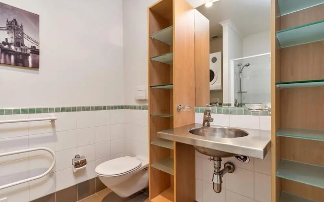 Waterfront Seaview Hotel Apartments