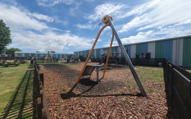 St Osyth- Sleeps8-freeparking-wifi-holidaypark