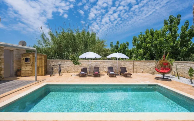 Garden Villa