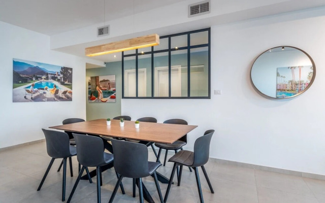 luxury garden apartment heated pool