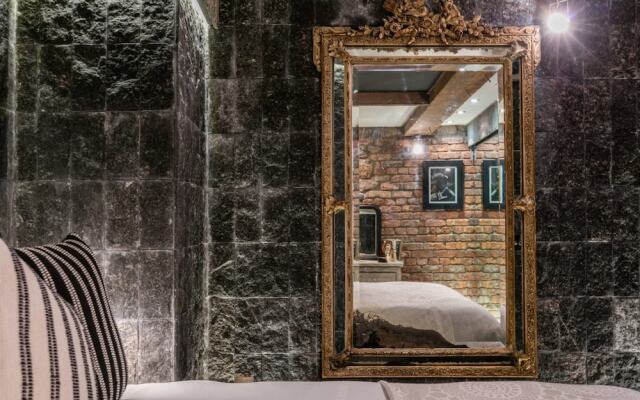 Black Moon - Adults Only