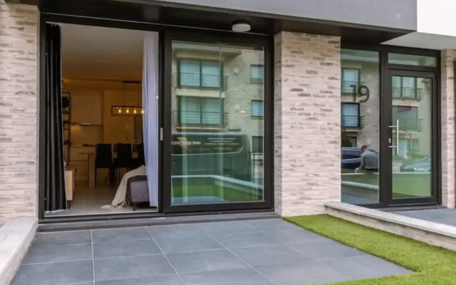 Bright Apartment Only 5 Minutes From the Beach