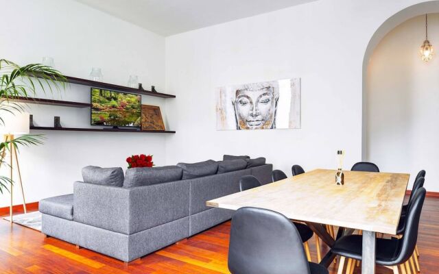 Luxury 3 bedrooms apartment in Brera