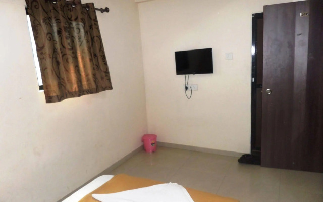 Hotel Cosmo Lodging