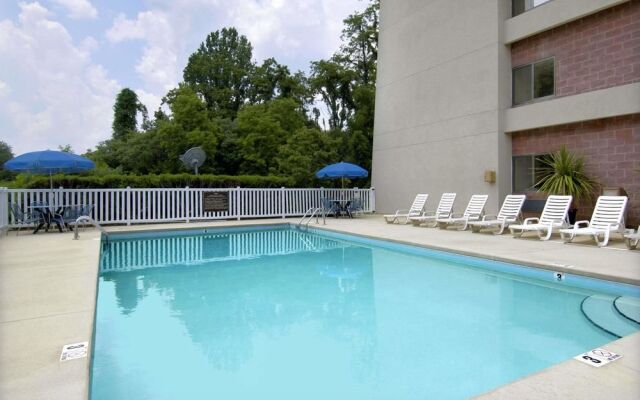 Baymont Inn & Suites Cherokee Smoky Mountains
