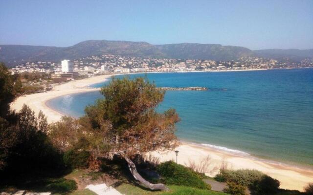 Appartement Le Lavandou, 1 pièce, 3 personnes - FR-1-251-252