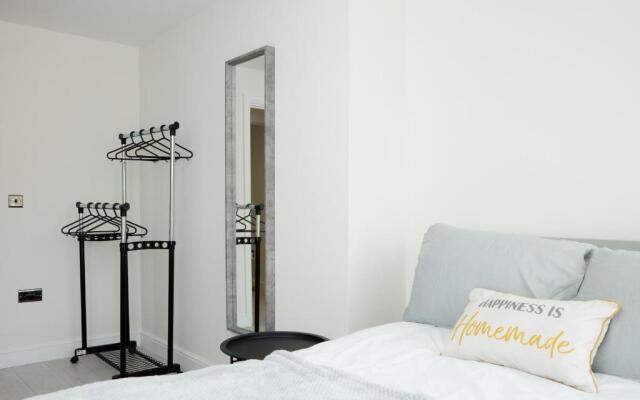 Millers Dale Apartment