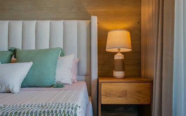 w Stylish 2BR Apartment With Ocean View in La Paz