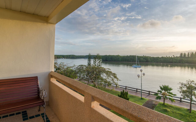 Krabi City Seaview Hotel