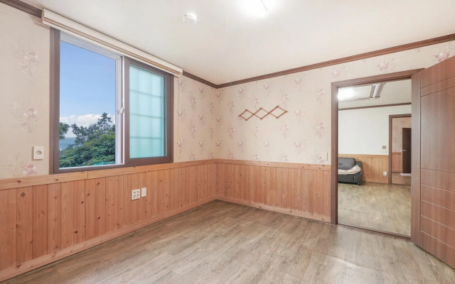 Suncheon Jeonmangjoeungot Pension