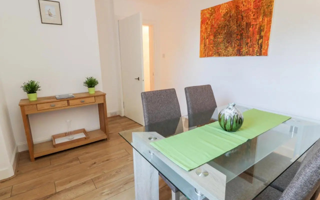 1 Alpine Place