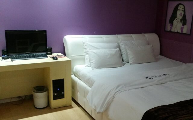 Hotel K