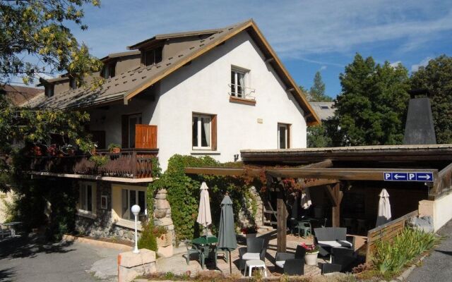 Auberge De L'Impossible