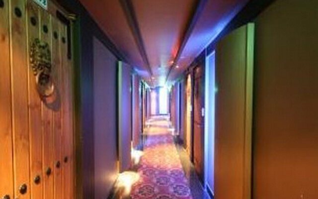 Isabel Hotel, Incheon