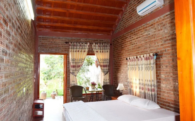 Van Long Family Homestay