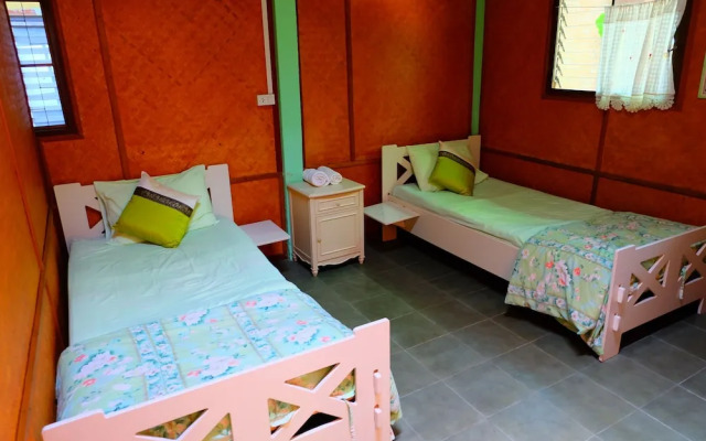 Malee's Nature Lovers Bungalows