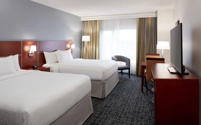 Fairfield Inn & Suites by Marriott Montreal Airport
