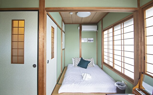 Otsuru Japanese-style  Up to 6 people