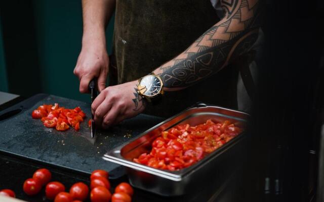 360 Grad Hotel & Bar