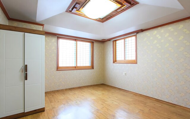 Namhae Ketneum Pension