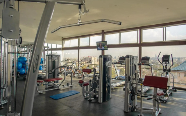 Cloud Hotel & Suites