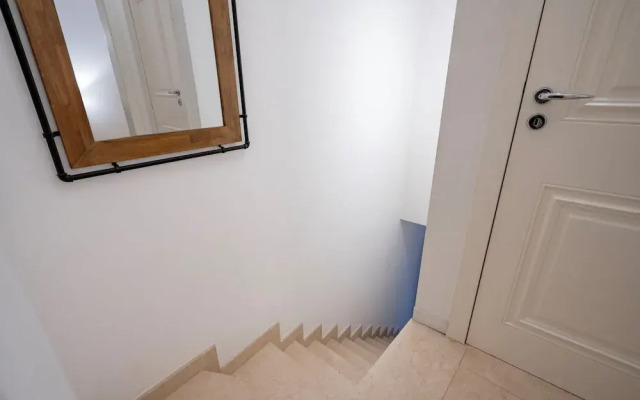 Private Luxury Suite in Bari Center
