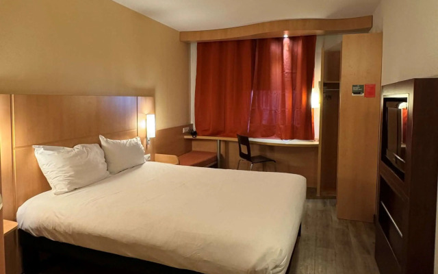 ibis Istres Trigance