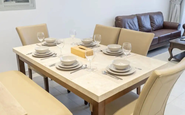 Lovely and Spacious 1 BR in Divine Residences