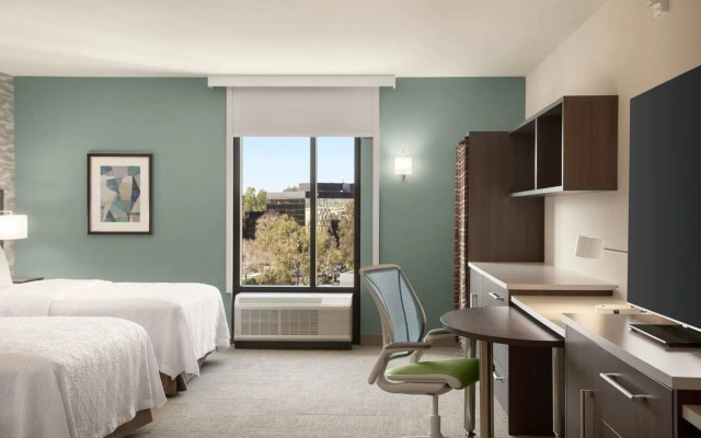 Home2 Suites By Hilton Woodland Hills