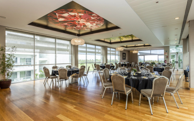 Crowne Plaza Caparica Lisbon by IHG