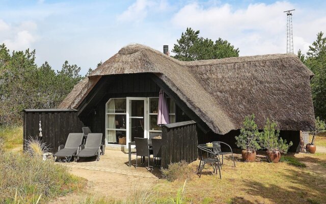 6 Person Holiday Home in Blavand