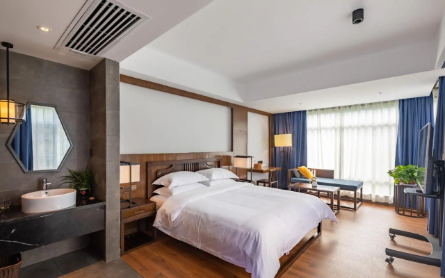 Zhangjiajie xinwu holiday house