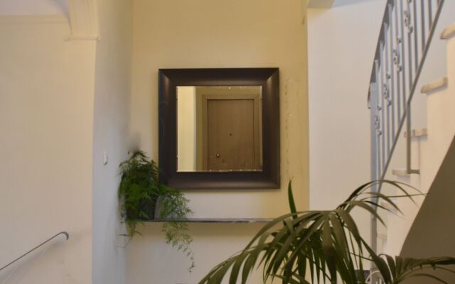 Formionos Morum City Hotel