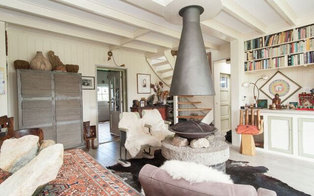 Alluring Holiday Home in 't Zand With Terrace and Garden