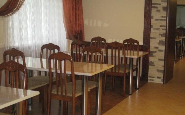 Tan-Sholpan Hotel