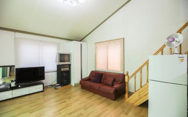 Pyeongchang Byeolmaru Pension