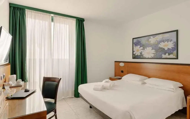 Rivoli Hotel