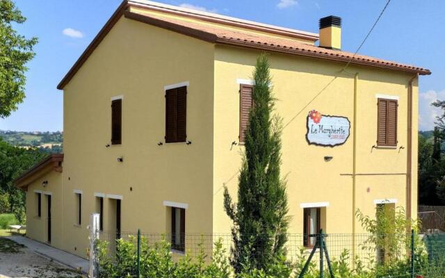 Majestic holiday home in Montefalcone Appennino with garden