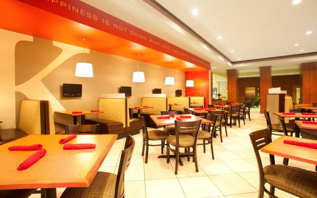 Holiday Inn Aurora North - Naperville by IHG