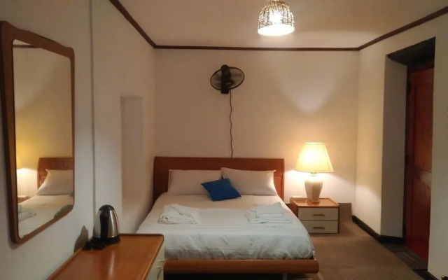 Yoho Ambanwala Tourist Bungalow