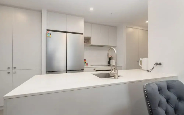 Modern 2-bed Apartment With Premium Amenities