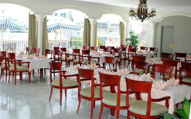 Obelisk Nile Hotel
