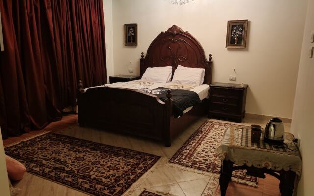 Zeina Pyramids Inn
