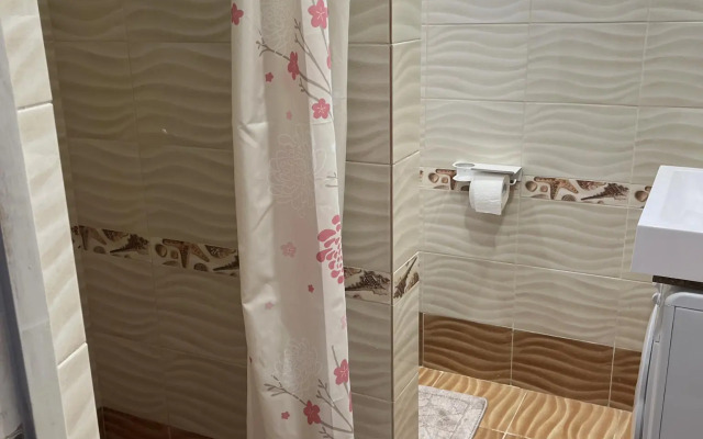 Апартаменты на улице Анатолия Серова