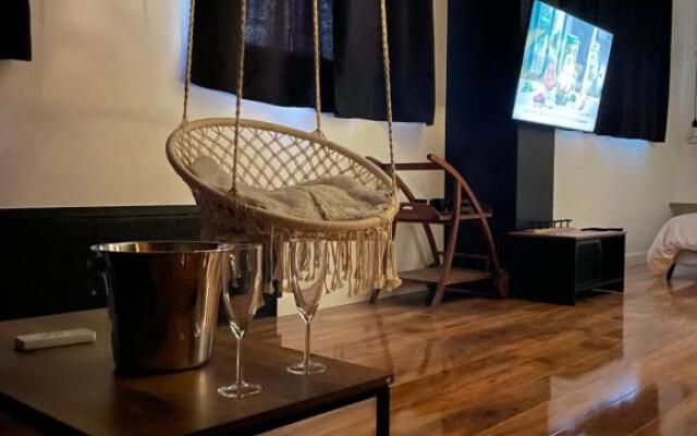 La suite Grenoble spa jacuzzi et sauna privatif