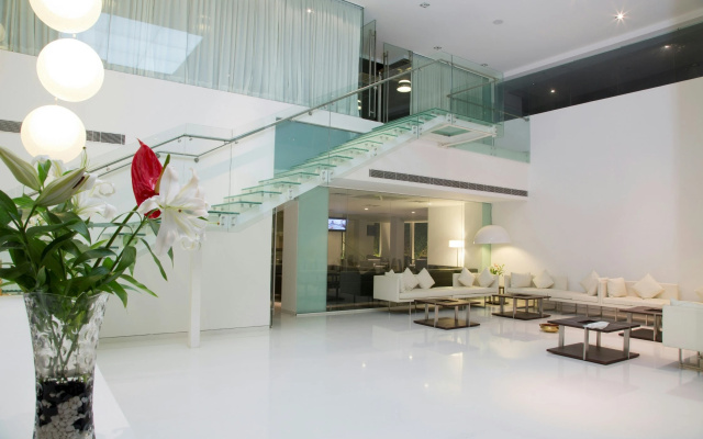 SRS Springs Hotel & Spa – Lobby – Bangalore