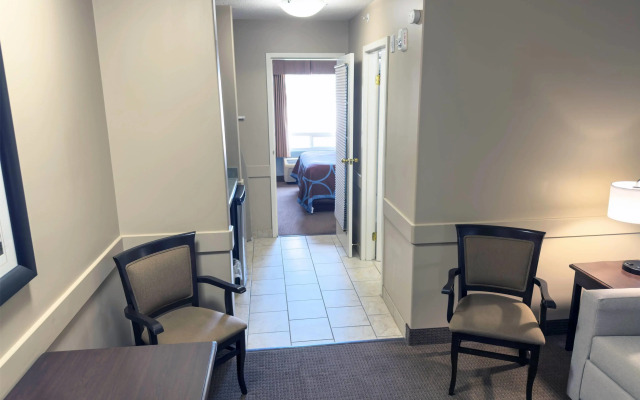 Super 8 by Wyndham Edmonton South