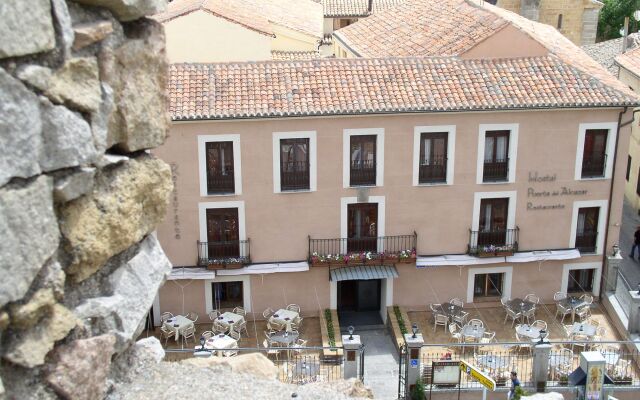 Hostal Restaurante Puerta del Alcázar