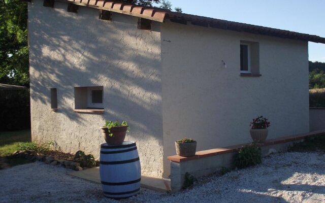 House With 2 Bedrooms in Lescure-d'albigeois, With Furnished Terrace a