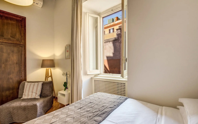 Tritone Top House